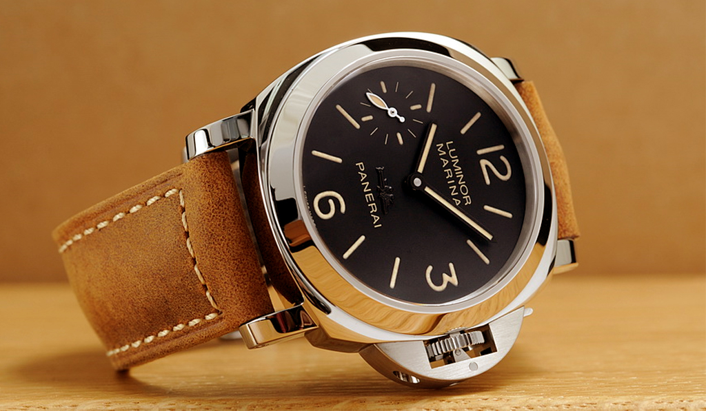 Panerai Luminor PAM 390 Replica Watch Review